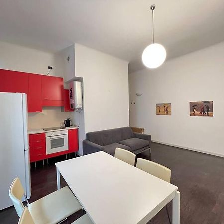 מילאנו Modern Pretty Apartment Near Isola Zone מראה חיצוני תמונה
